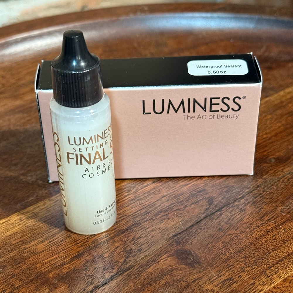 Luminess Airbrush Cosmetic Sealant - Final Seal Waterproof Sealant